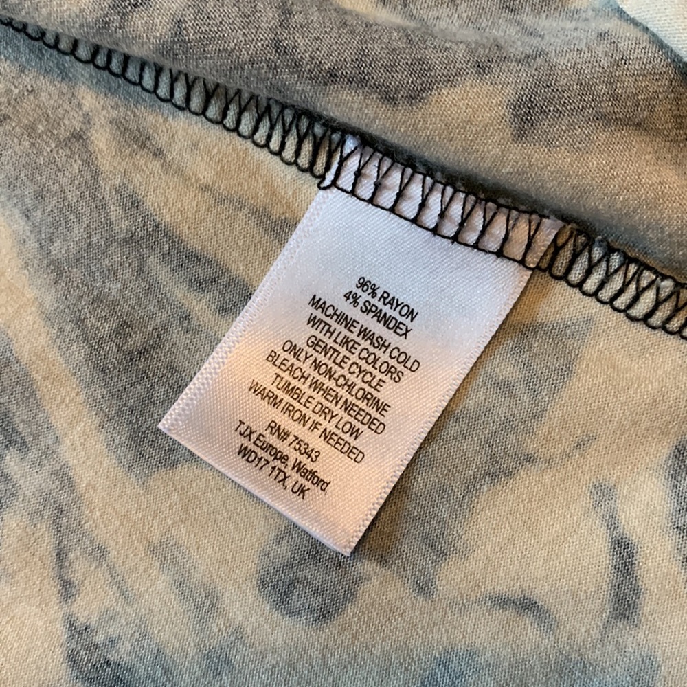 Cynthia Rowley wrap front belted print twirl Dress - Picture 13 of 14